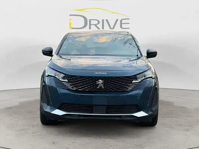 Begagnad Peugeot 3008 Allure 302 HK (222 kW) 2023 Blå SUV