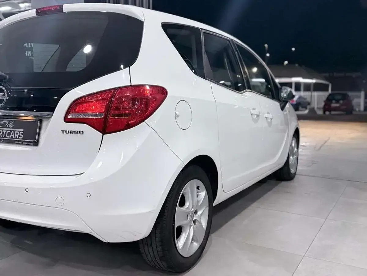 Usata Opel Meriva 79 CV (58 kW) 2014 Bianco Monovolume