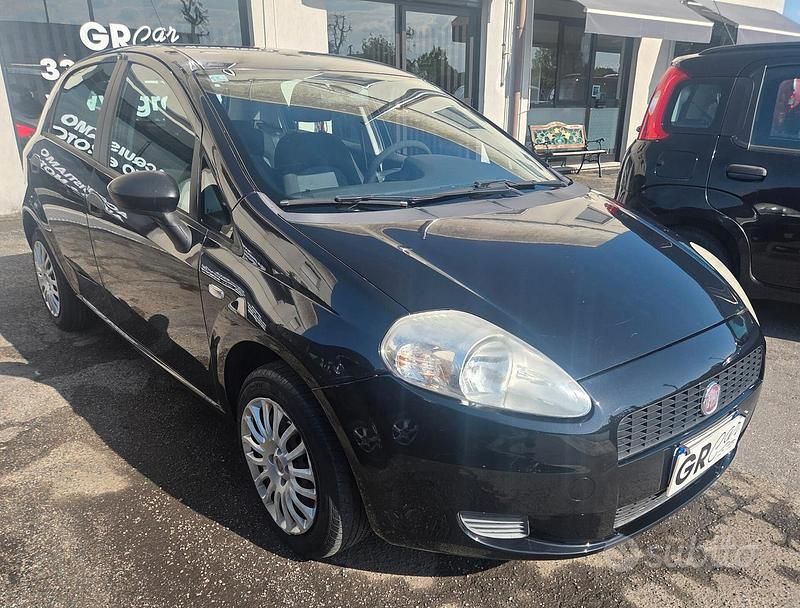 Usata Fiat Grande Punto S 69 CV (50 kW) 2011 Nero Utilitaria