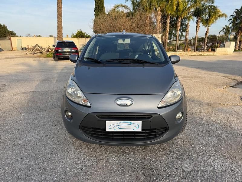 Usata Ford Ka Titanium 75 CV (55 kW) 2010 Grigio Berlina