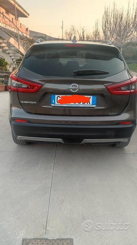 Usata Nissan Qashqai 116 CV (85 kW) 2019 Marrone SUV