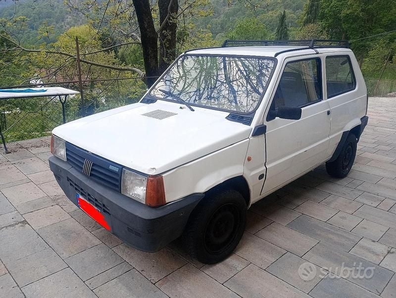 Begagnad Fiat Panda Young 54 HK (39 kW) 2002 Vit Sedan