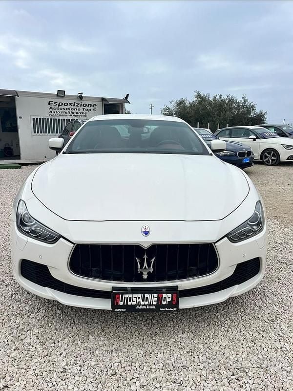 Usata Maserati Ghibli 275 CV (202 kW) 2016 Bianco Berlina