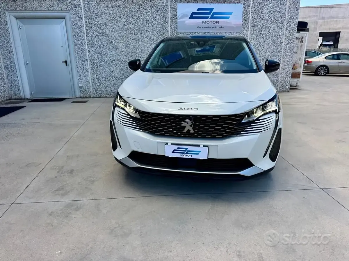Usata Peugeot 3008 Allure 131 CV (96 kW) 2021 Bianco SUV