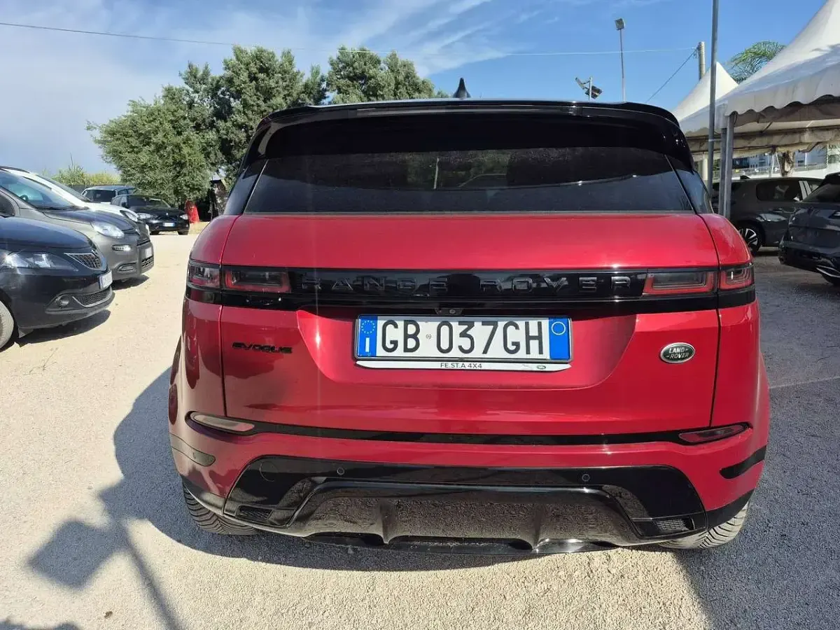 Usata Land Rover Range Rover evoque R-Dynamic 179 CV (131 kW) 2020 Rosso SUV