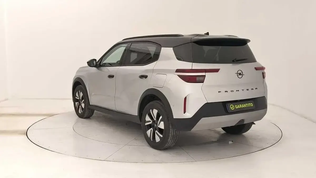 Usata Opel Frontera 136 CV (100 kW) 2025 Kaolin white SUV