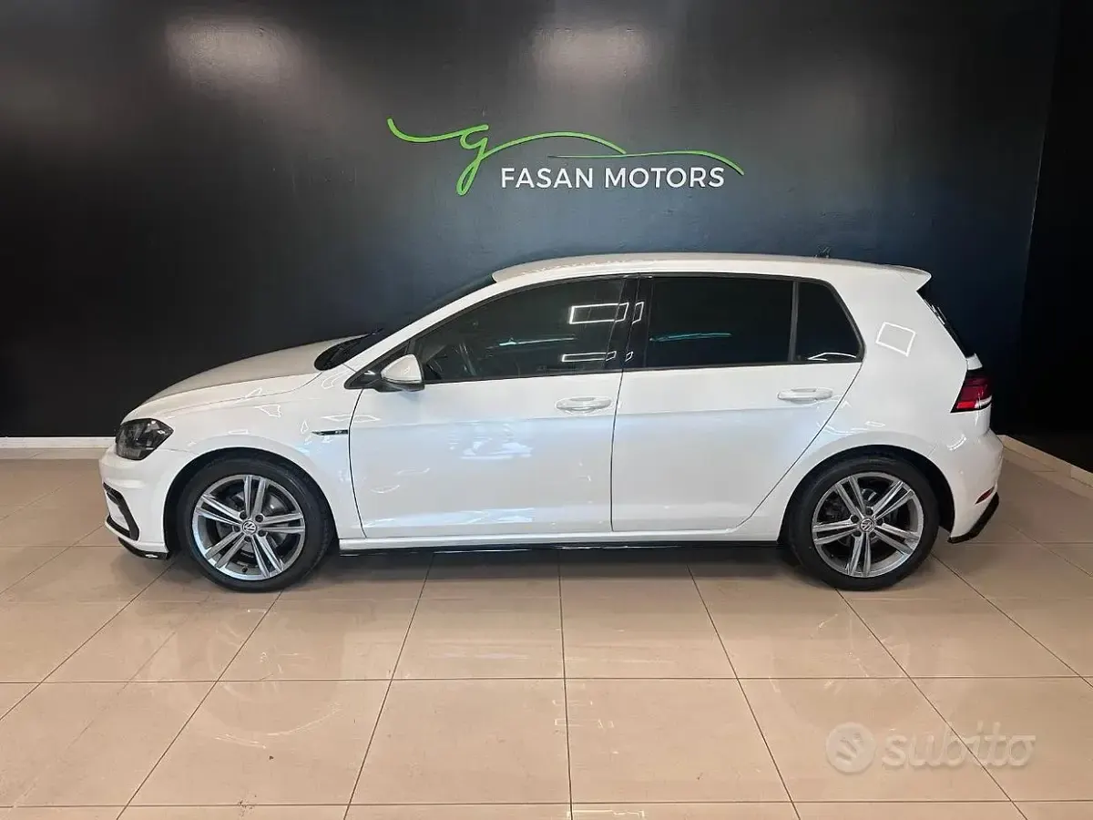 Usata VW Golf VII R-line 150 CV (110 kW) 2018 Bianco Berlina