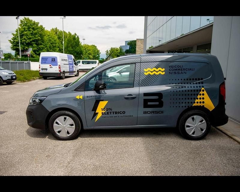 Usata Nissan Townstar 89 kW (122 CV) 2023 Urban grey