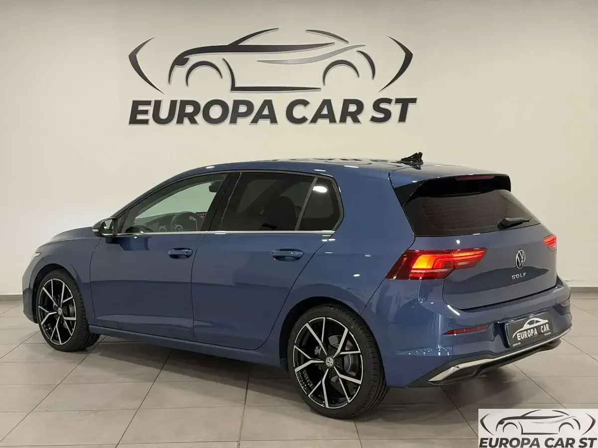 Usata VW Golf VIII Edition 150 CV (110 kW) 2025 Blu/azzurro Berlina