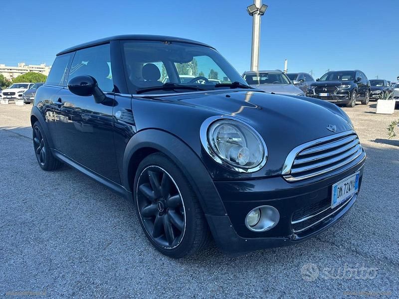 Begagnad Mini Cooper D Chili 109 HK (80 kW) 2008 Svart Halvkombi