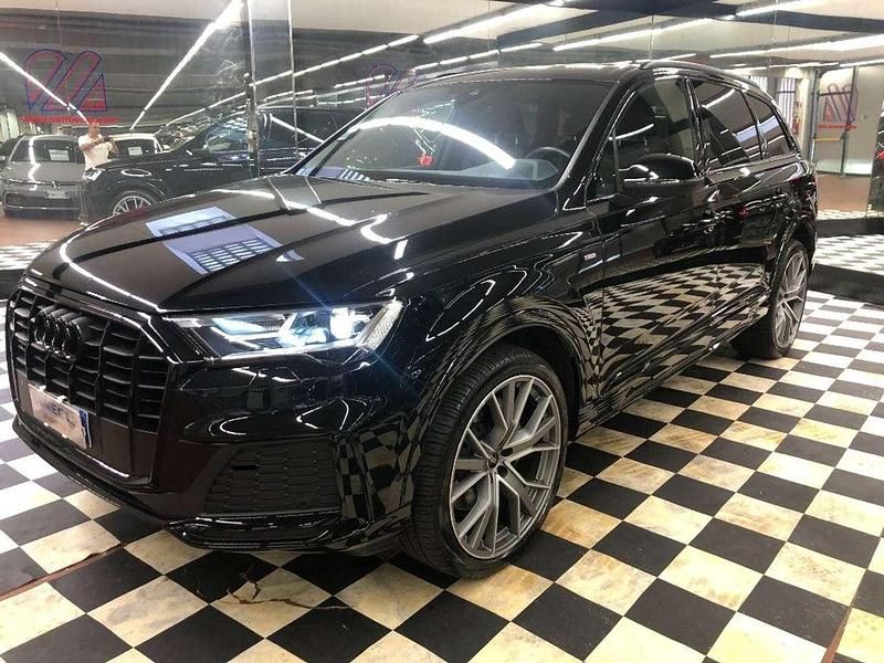 Nero Usata 2023 Audi Q7 Sport SUV | 68.500 € (Cara) - Immagine 1/4