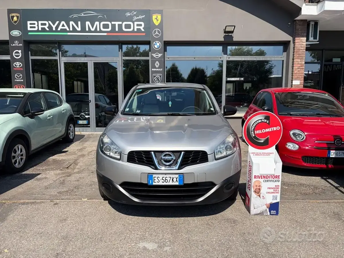 Usata Nissan Qashqai Visia 116 CV (85 kW) 2013 Grigio SUV