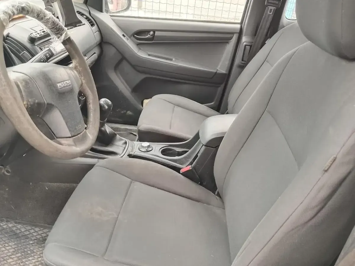 Usata Isuzu D-Max 163 CV (119 kW) 2012 Bianco Pick-up