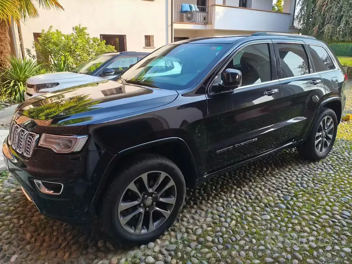 Usata Jeep Grand Cherokee 250 CV (183 kW) 2017 Nero SUV