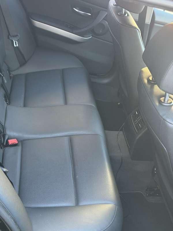 Usata BMW 318 143 CV (105 kW) 2009 Berlina