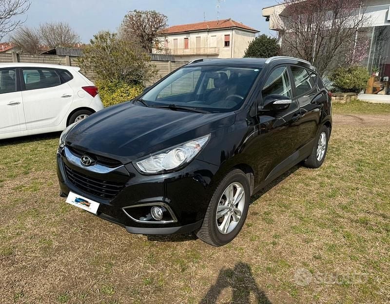 Usata Hyundai ix35 Comfort 135 CV (99 kW) 2011 Nero SUV