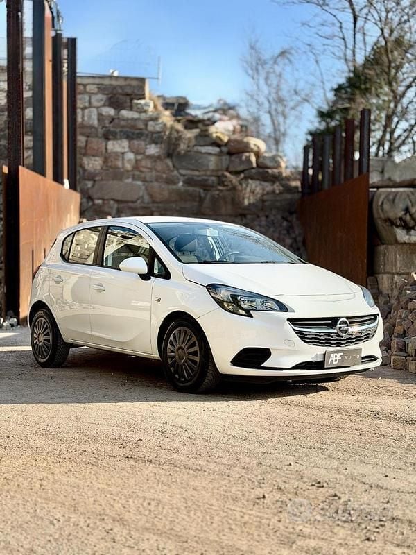 Usata Opel Corsa 2017 Utilitaria