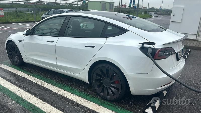 Usata Tesla Model 3 Performance 461 kW (627 CV) 2021 Bianco Berlina