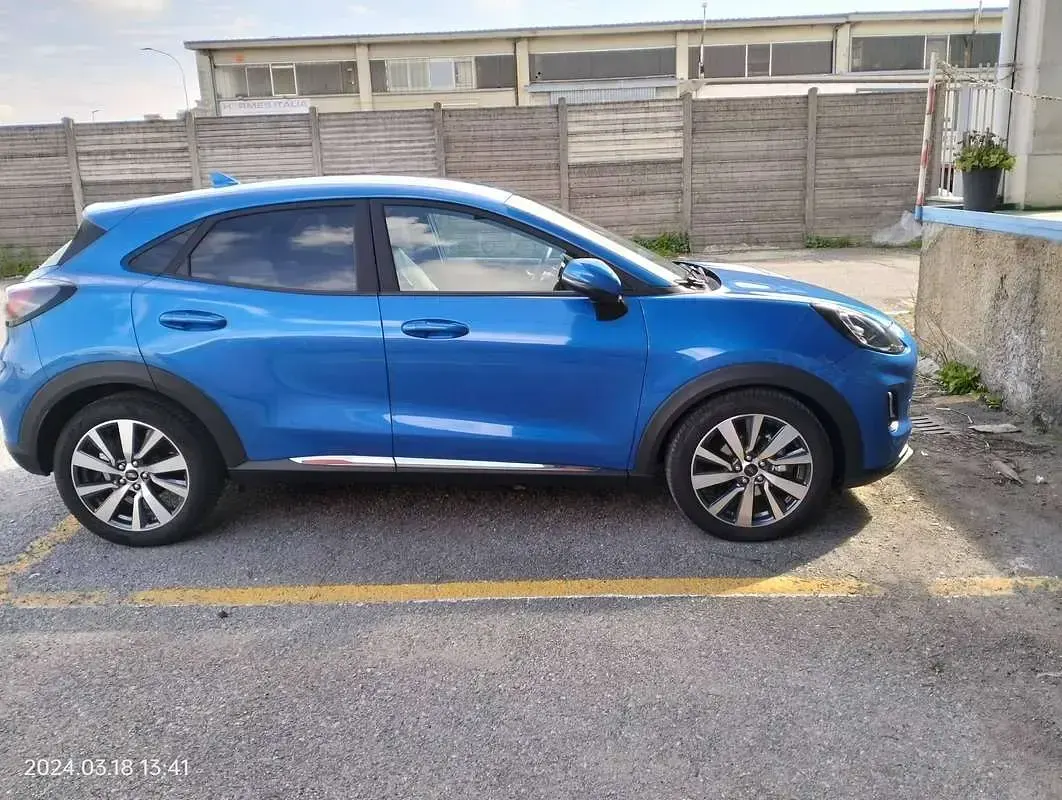 Usata Ford Puma Titanium X 125 CV (91 kW) 2022 Blu/azzurro SUV