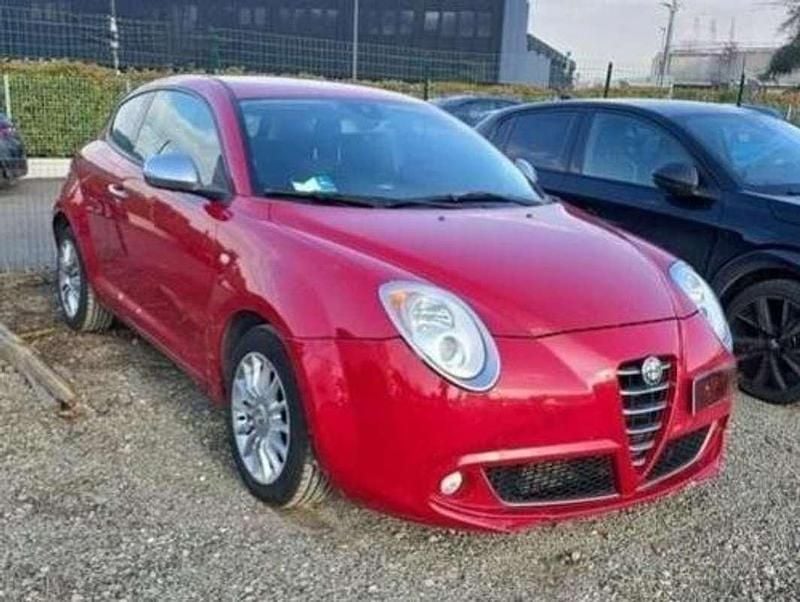 Rosso Usata 2012 Alfa Romeo MiTo Distinctive Utilitaria | 2650 € (Super prezzo) - Immagine 1/4