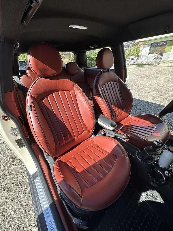 Usata Mini Cooper D Chili 109 CV (80 kW) 2007 Utilitaria