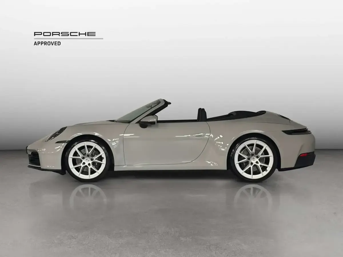 Usata Porsche 992 Sport 394 CV (289 kW) 2025 Gesso Cabrio