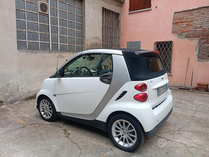 Usata Smart ForTwo Cabrio 71 CV (52 kW) 2007 Bianco Cabrio