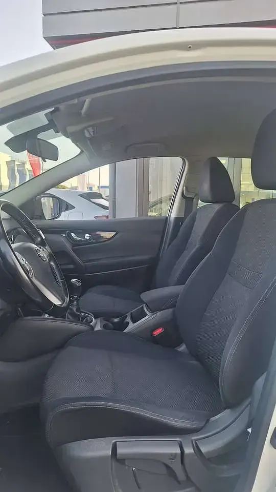 Usata Nissan Qashqai 110 CV (80 kW) 2016 Bianco SUV