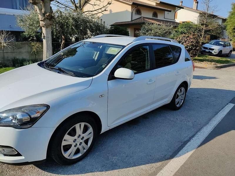 Usata Kia Ceed EX 90 CV (66 kW) 2012 Utilitaria