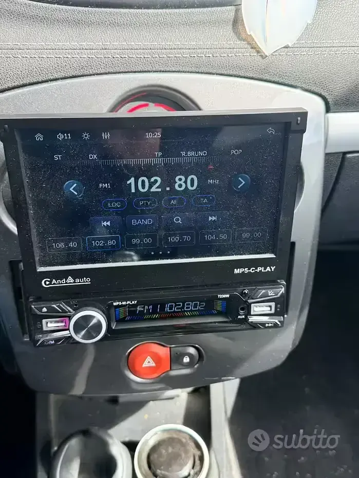 Usata Renault Clio 64 CV (47 kW) 2011 Grigio Utilitaria