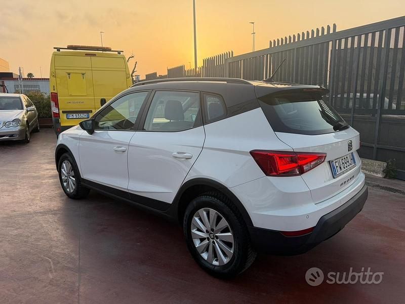 Usata Seat Arona Style 95 CV (69 kW) 2019 Bianco SUV