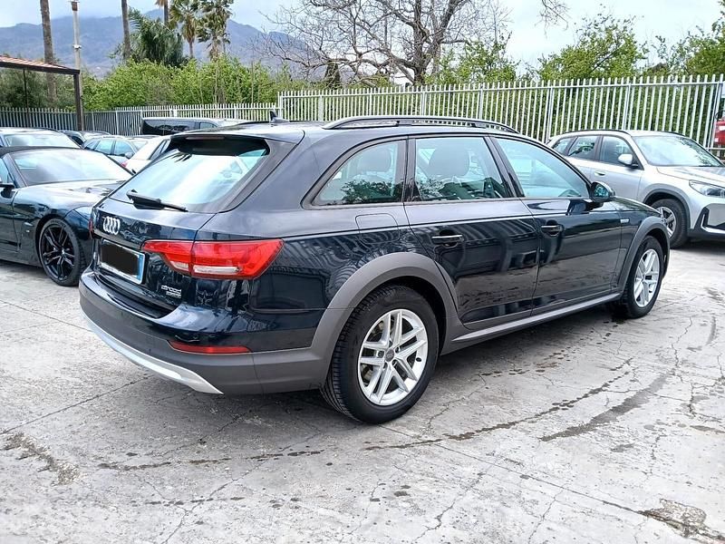 Usata Audi A4 Allroad Business 190 CV (139 kW) 2017 Blu Station wagon