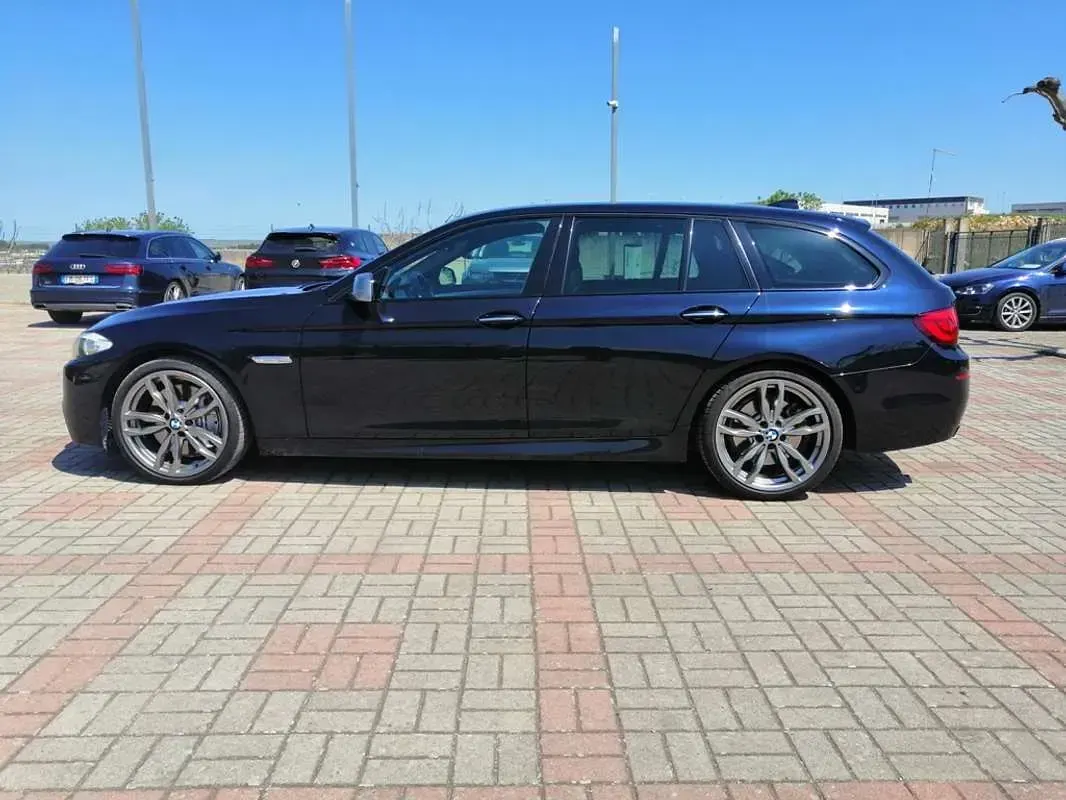 Usata BMW M550 381 CV (280 kW) 2012 Blu/azzurro Berlina