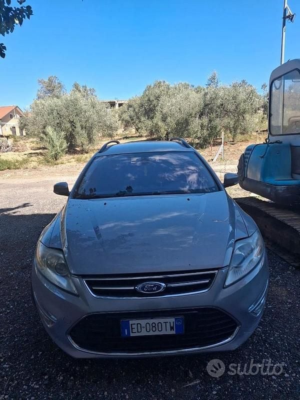 Grigio Usata 2010 Ford Mondeo Station wagon | 2000 € (Super prezzo) - Immagine 1/4
