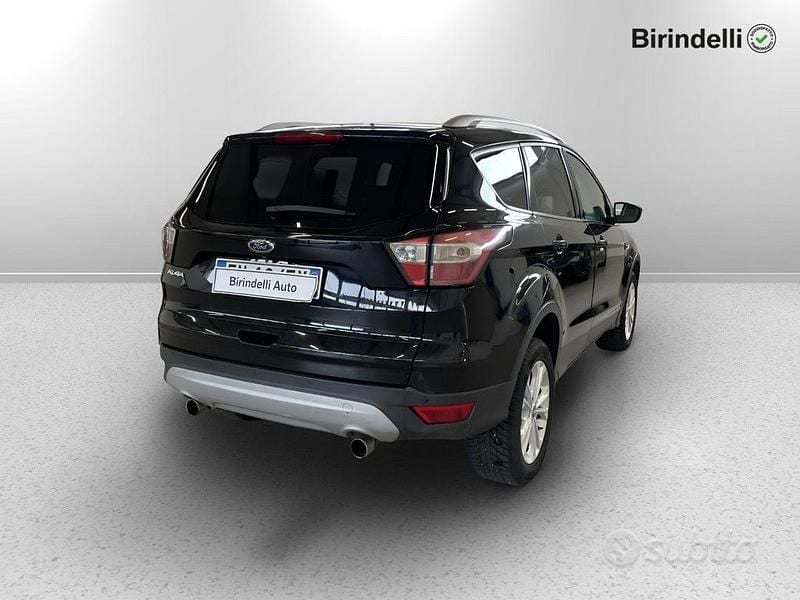 Usata Ford Kuga Titanium 120 CV (88 kW) 2018 Nero SUV