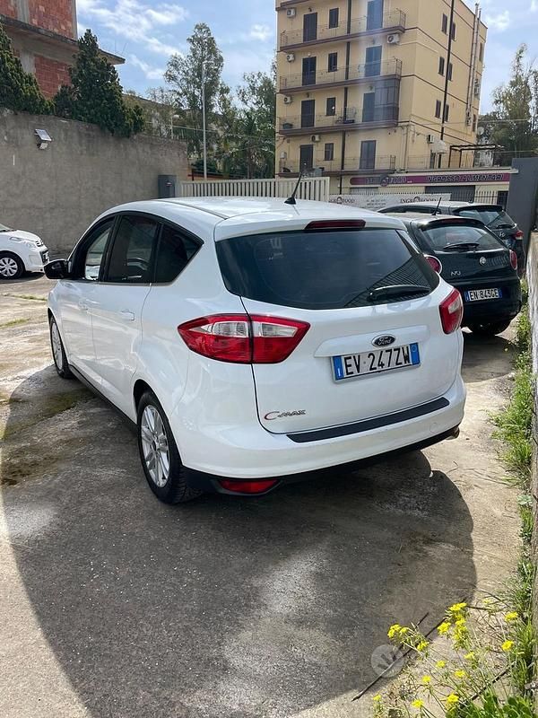 Usata Ford C-MAX Titanium 115 CV (84 kW) 2014 Bianco Monovolume