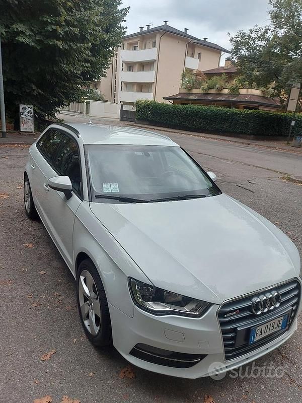 Usata Audi A3 110 CV (80 kW) 2015 Bianco Utilitaria