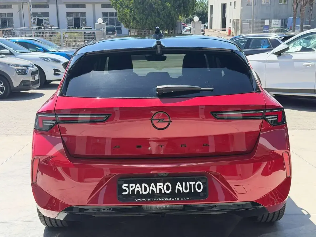 Usata Opel Astra S 131 CV (96 kW) 2023 Rosso Utilitaria