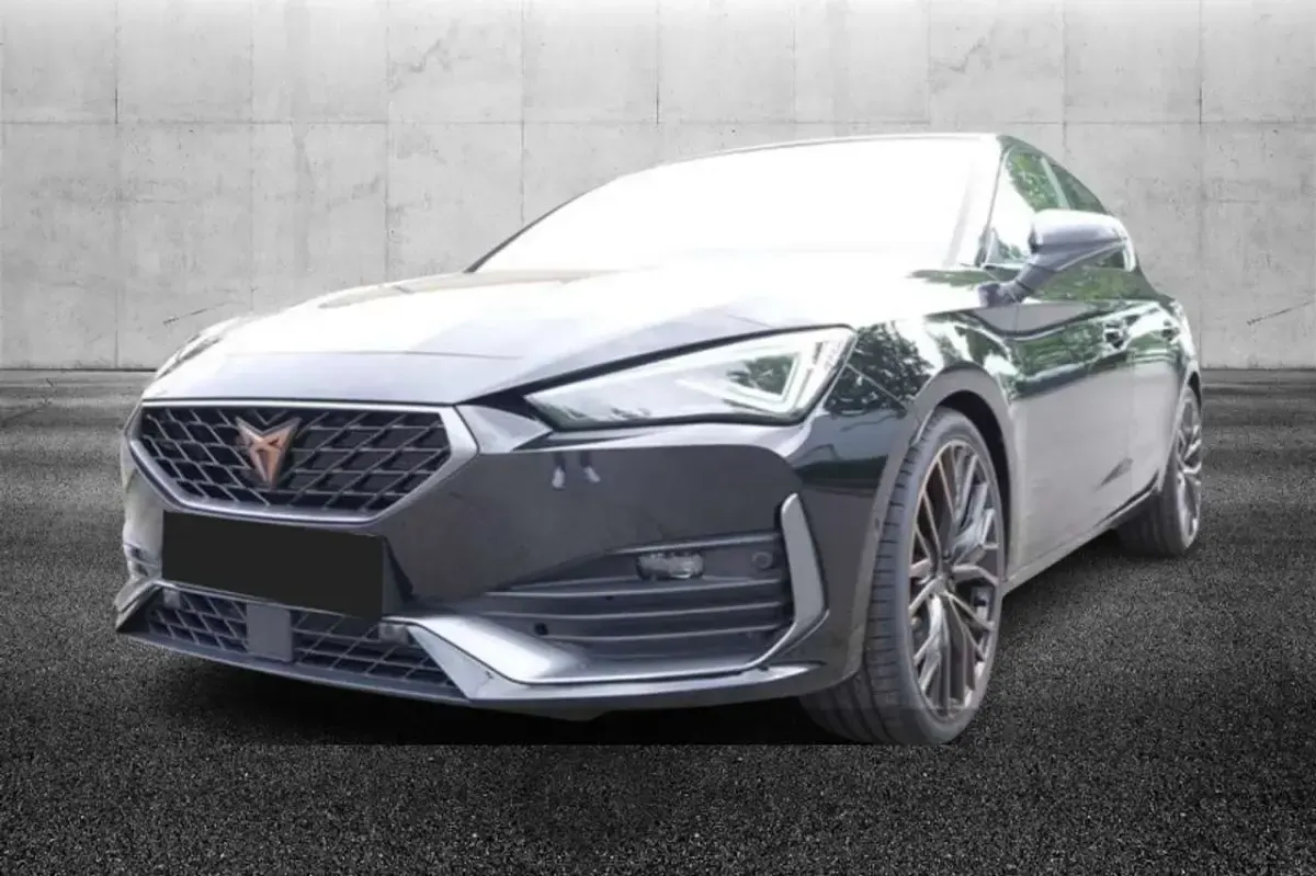 Usata Cupra Leon VZ 300 CV (220 kW) 2024 Nero Berlina