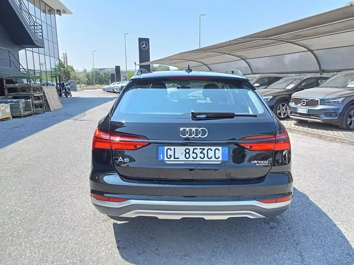 Usata Audi A6 Allroad Design 204 CV (150 kW) 2022 Nero Station wagon