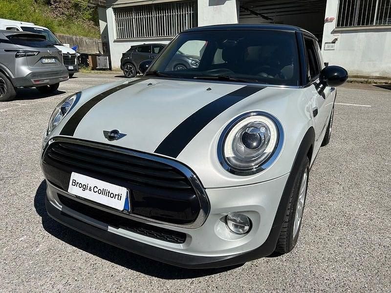Usata Mini Cooper D Hype 116 CV (85 kW) 2017 Bianco Utilitaria