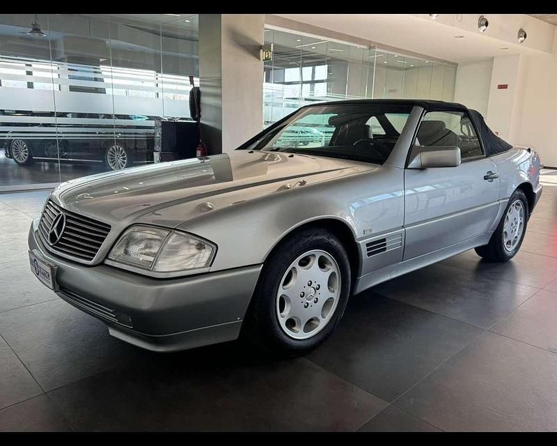 Argento Usata 1993 Mercedes SL300 Cabrio | 31.800 € - Immagine 1/4