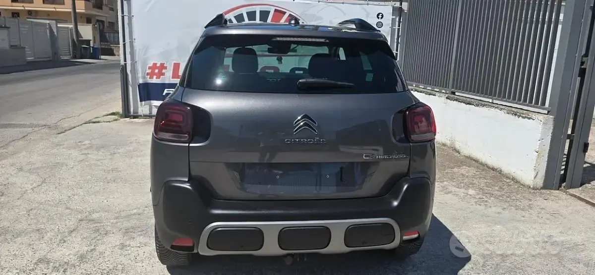 Usata Citroën C3 Aircross Feel 110 CV (80 kW) 2022 Grigio SUV
