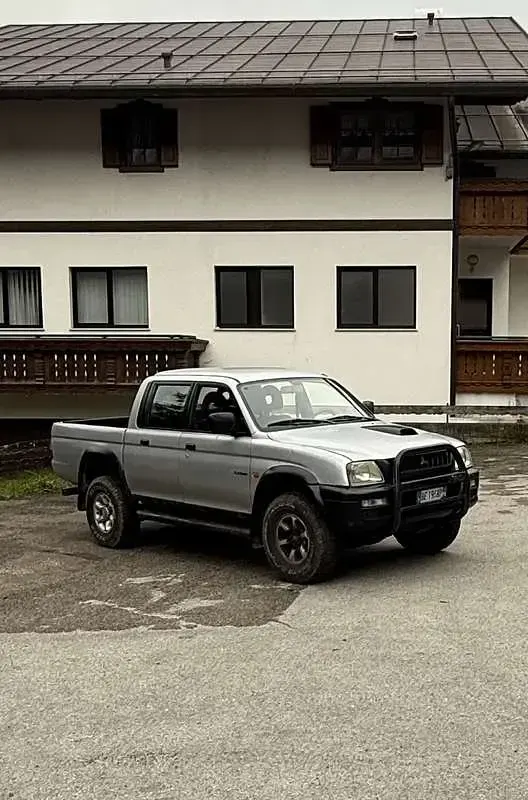 Usata Mitsubishi L200 99 CV (72 kW) 1999 Pick-up