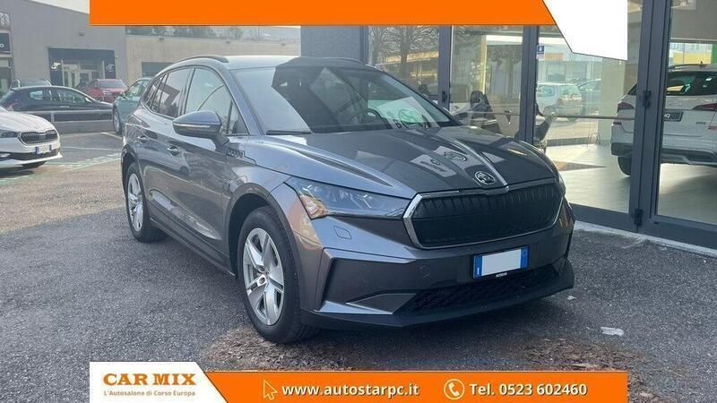 Usata Skoda Enyaq iV Executive 131 kW (179 CV) 2022 Grigio graphite metallizzato SUV