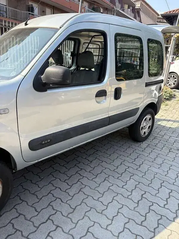 Usata Renault Kangoo Expression 95 CV (69 kW) 2006 Monovolume