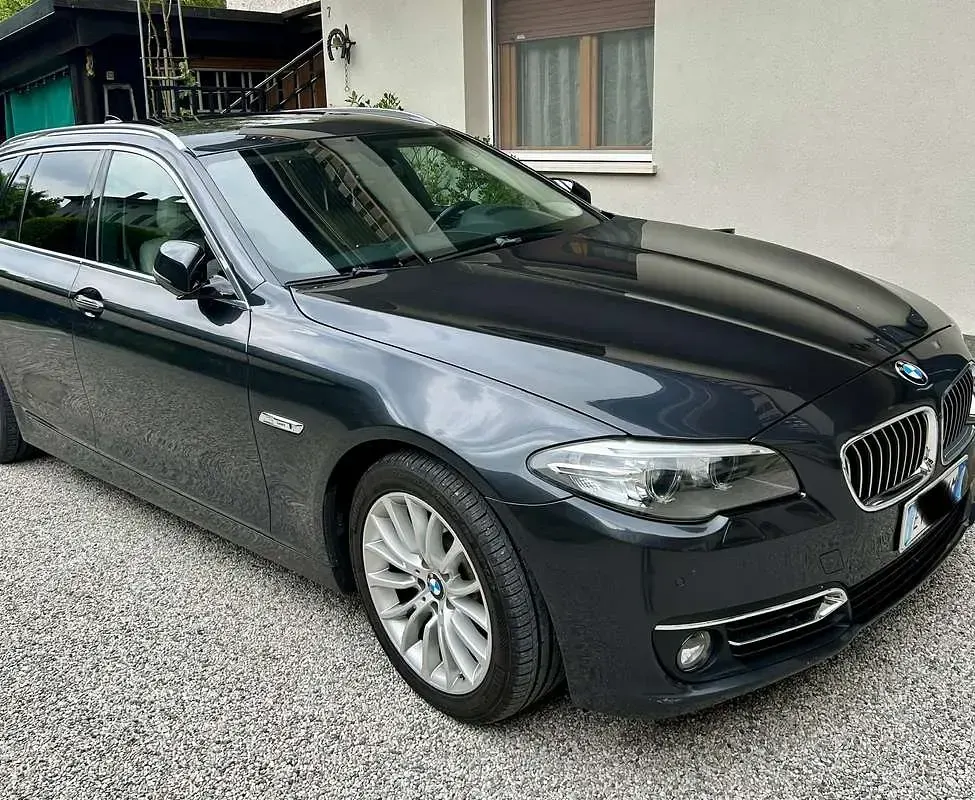 Usata BMW 520 Luxury Line 190 CV (139 kW) 2014 Station wagon