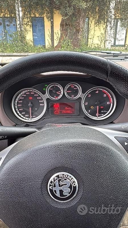 Usata Alfa Romeo MiTo Progression 86 CV (63 kW) 2012 Nero Utilitaria