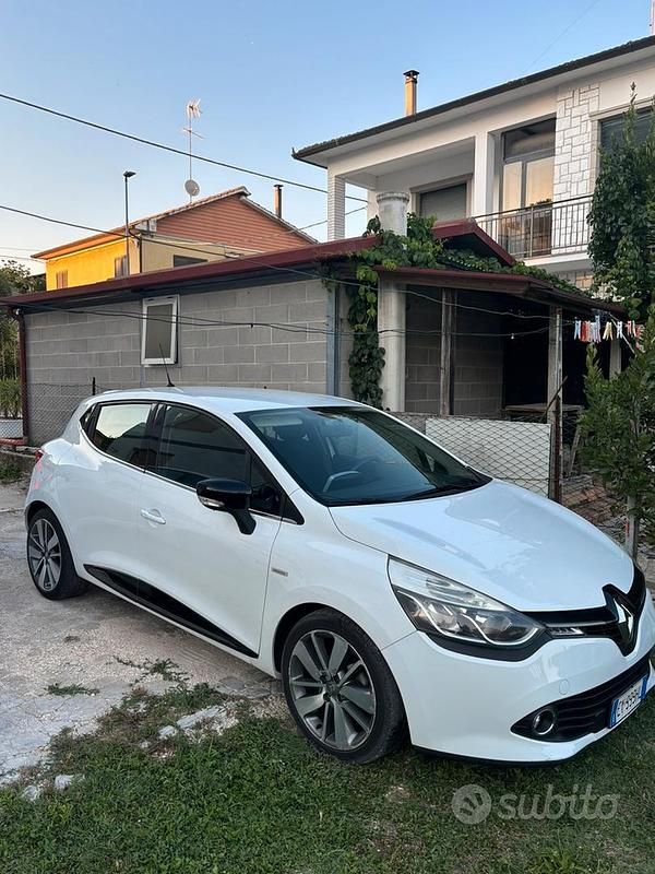 Usata Renault Clio IV 75 CV (55 kW) 2012 Bianco Utilitaria