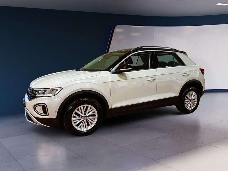 Beige Usata 2023 VW T-Roc Life SUV | 20.900 € (Ottimo prezzo) - Immagine 1/4
